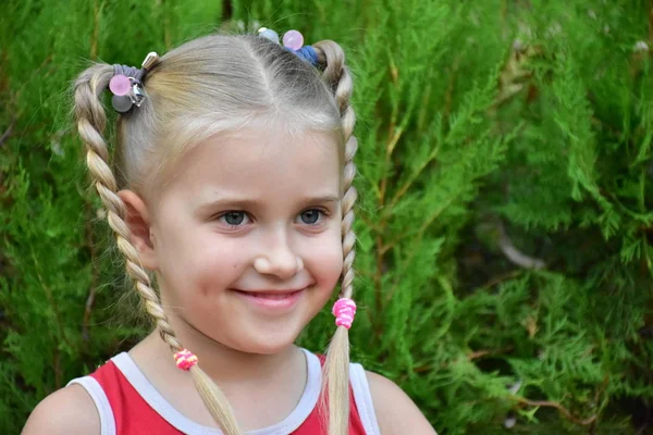 Close Portrait Cute Little Girl — Stock Photo, Image