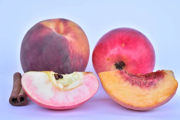 Ripe Peaches Close — Stock Photo, Image