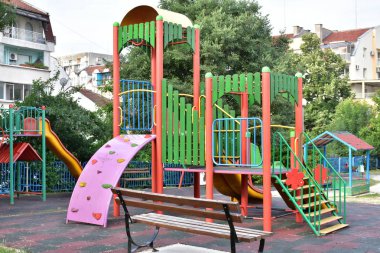 Parktaki güzel oyun parkı