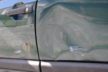 dayak eski araba yakın 