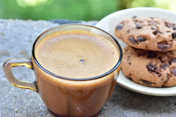 Šálek Kávy Čokolády Čip Cookies — Stock fotografie