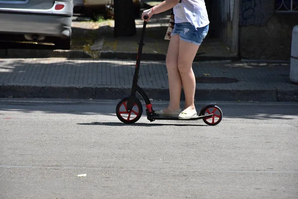 Girl Scooter — Stock Photo, Image