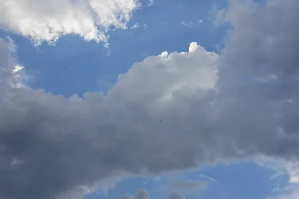 Vacker Himmel Med Moln — Stockfoto