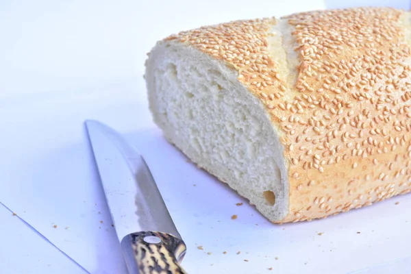 Bílý Chléb Sezamem — Stock fotografie