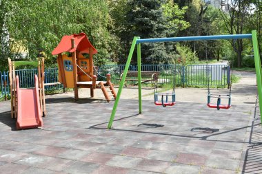 Parktaki güzel oyun parkı