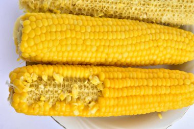 Haşlanmış mısır yakın çekim 