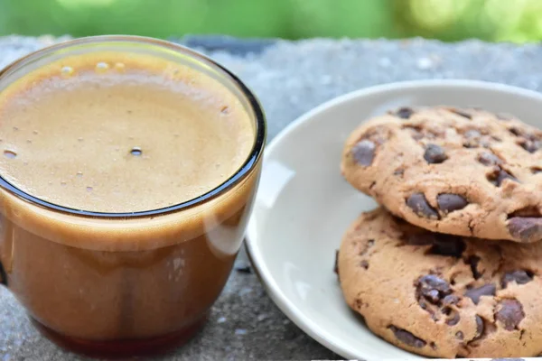 Cup Coffee Chocolate Chip Cookies — Stock Photo, Image