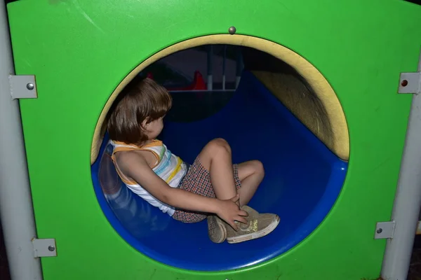 Crianças Brincam Parque Infantil — Fotografia de Stock