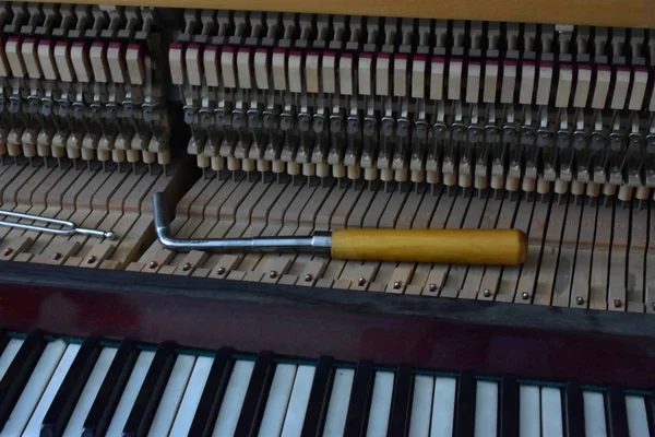 Piano Tuning Key — Stock Photo, Image
