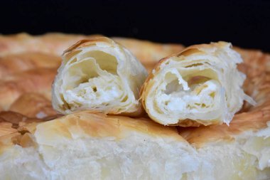Bulgar ulusal mutfağı, Brynza ile Banicza, brynza peyniri ile Rollini, peynir beyaz-brynza