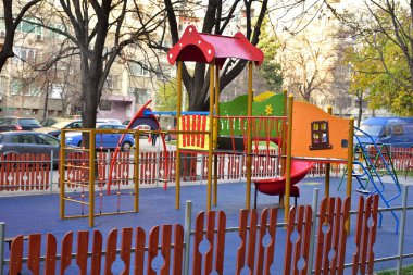 Parktaki güzel oyun parkı