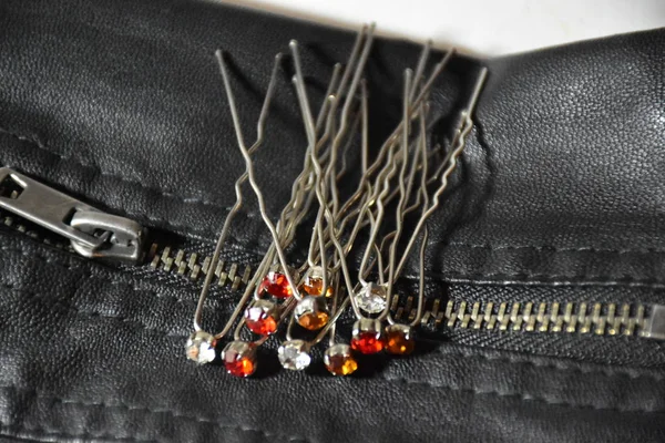 Hair Pins Shiny Crystals Glamour Accessories — 图库照片