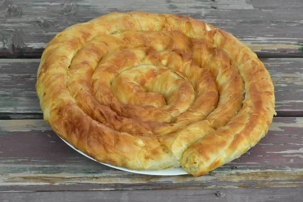 Cozinha Nacional Búlgara Banicza Com Brynza Rollini Com Queijo Brynza — Fotografia de Stock