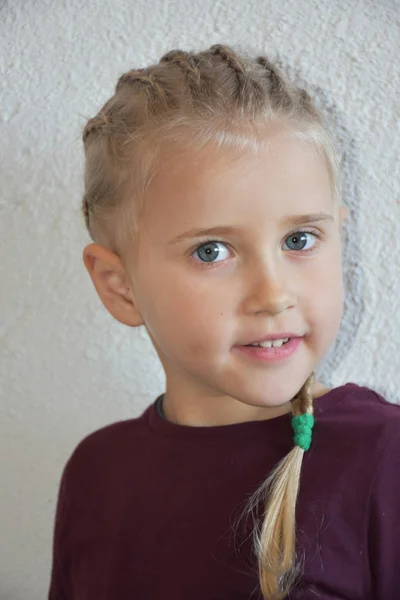 Gyönyörű Portré Egy Kislányról — Stock Fotó