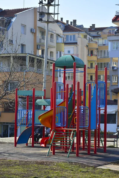 Parktaki güzel oyun parkı