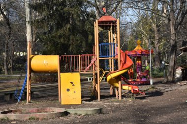 Parktaki güzel oyun parkı