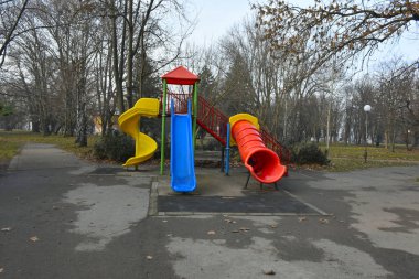 Parktaki güzel oyun parkı