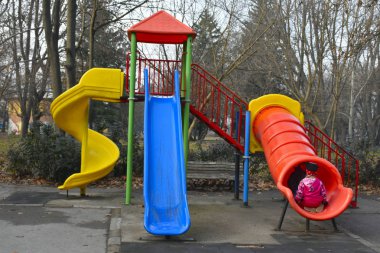 Parktaki güzel oyun parkı