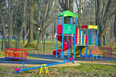 Parktaki güzel oyun parkı