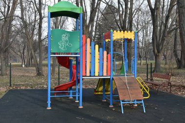 Parktaki güzel oyun parkı