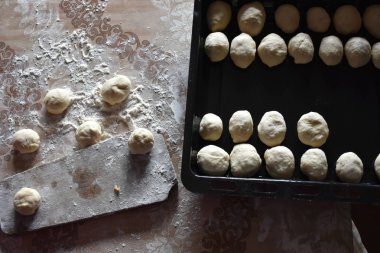 kızarmış lahana ile turta hazırlama 