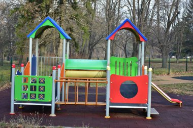 Parktaki güzel oyun parkı