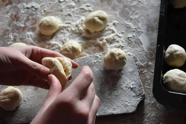 kızarmış lahana ile turta hazırlama 