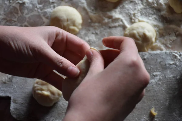 Preparação Tortas Com Repolho Frito — Fotografia de Stock