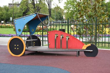 Parktaki güzel oyun parkı