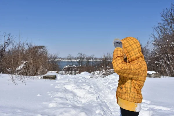 Portrait Teenager Girl Wearing Yellow Parka Coat Spending Time Winter — Stockfoto