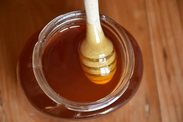 Méz Üvegedénybe Fából Készült Stick — Stock Fotó