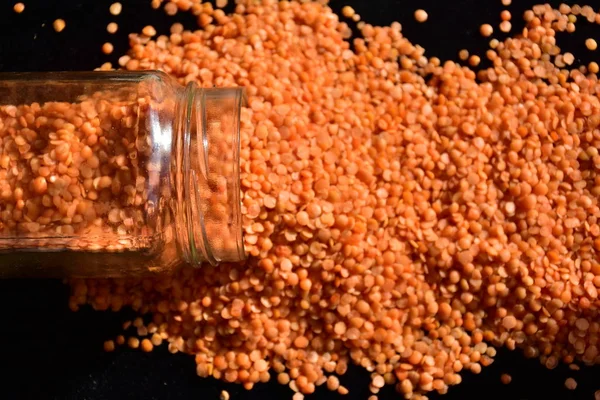 Red Lentils Black Background — Stock Photo, Image