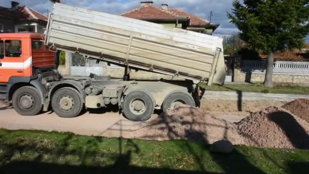 Large Construction Truck Delivering Stone Road Asphalting — Stock video