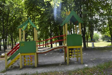 Parktaki güzel oyun parkı