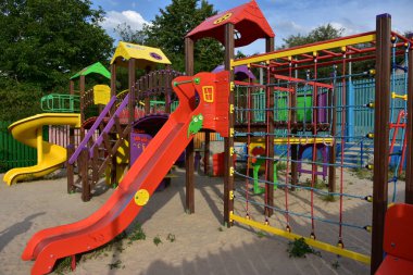 Parktaki güzel oyun parkı