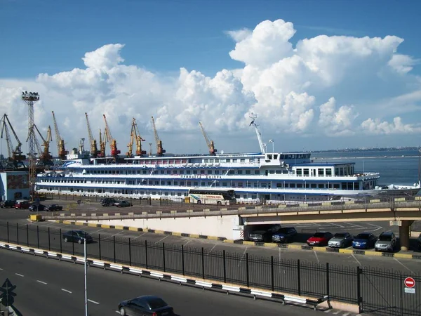 Schiff Hafen Von Odesa Ukraine Auf Wunderschöner Landschaft Hintergrund — Stockfoto