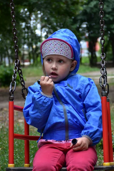 Mooi Portret Van Een Meisje Blond — Stockfoto