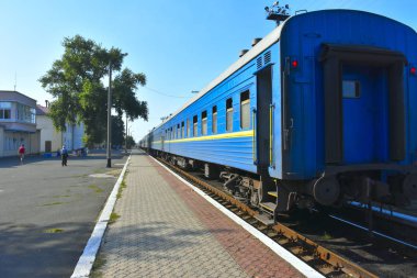tren ve raylar ve manzara