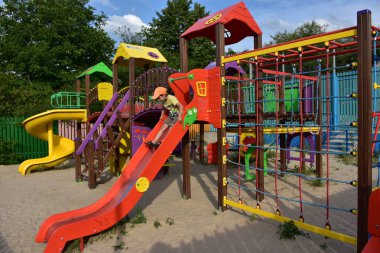 Parktaki güzel oyun parkı