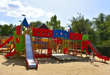 Parktaki güzel oyun parkı