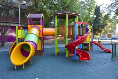 Parktaki güzel oyun parkı