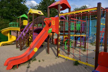 Parktaki güzel oyun parkı