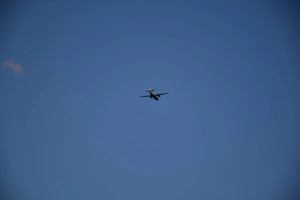 Avião Céu Nuvens — Fotografia de Stock