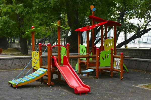 Hermoso Parque Infantil Parque —  Fotos de Stock