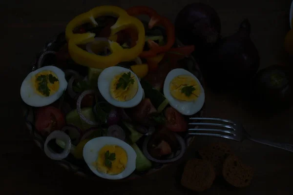 Färsk Sallad Gjord Grönsaker Med Kokt Ägg — Stockfoto