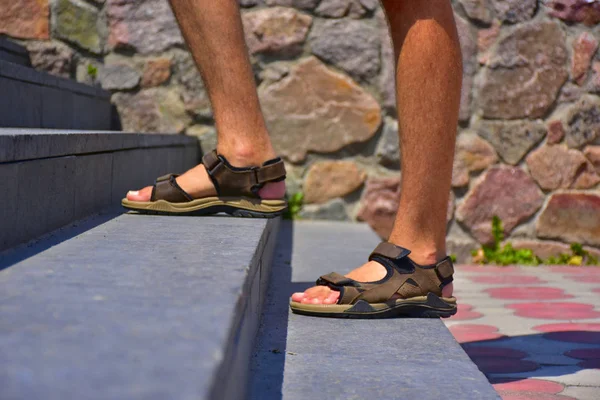 Man Wearing Summer Sandals Walking Stairs Outdoors — 스톡 사진