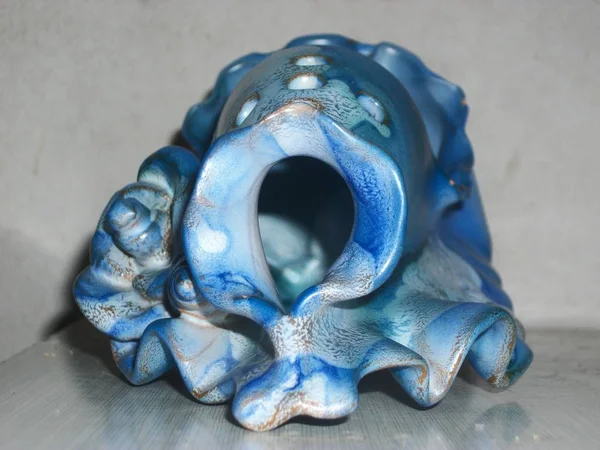 Abstract Ceramic Wavy Decoration Object — Fotografia de Stock