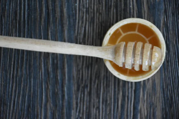 Top View Honey Bowl Dipper — стоковое фото