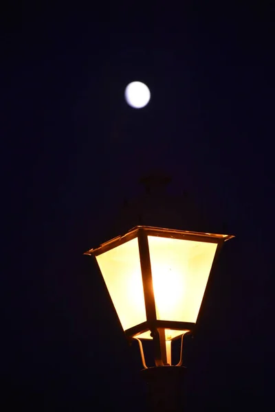 Lanterne Sur Rue Ville — Photo
