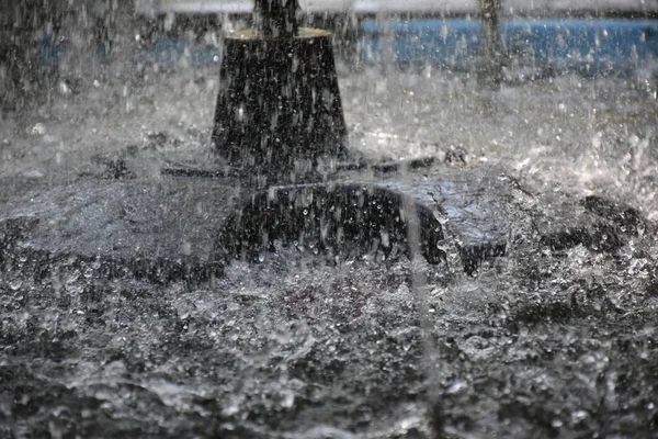 Drops Water Fountain — Stock Photo, Image